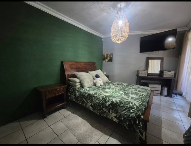 3 BEDROOM TOWNHOUSE FOR SALE IN THREE RIVERS